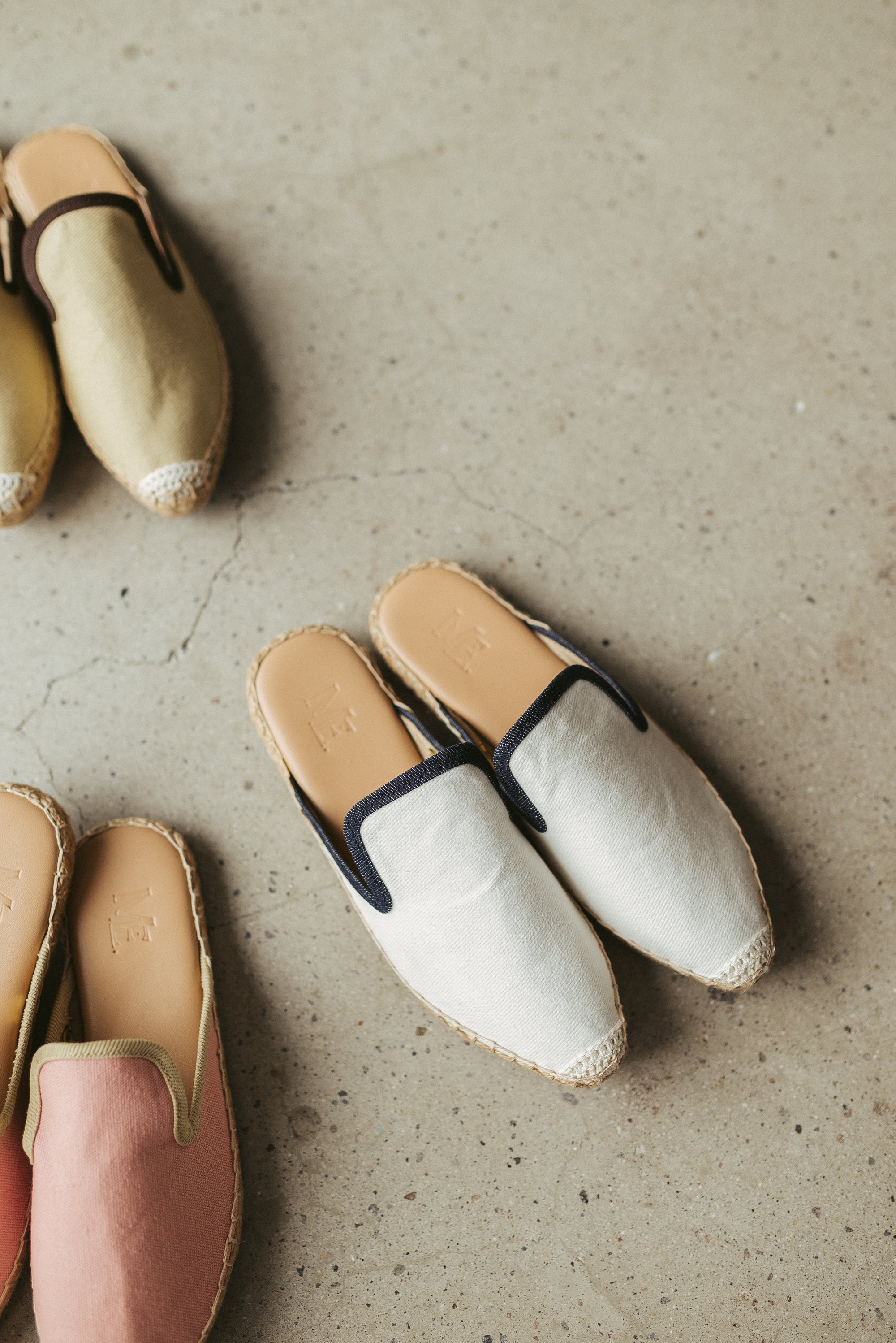 PRE ORDER: Playa Mules