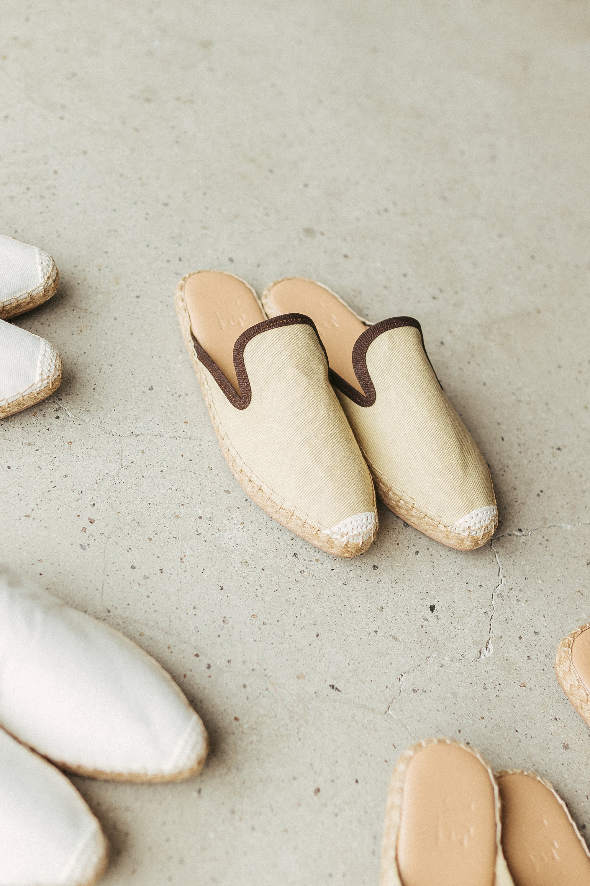 PRE ORDER: Playa Mules