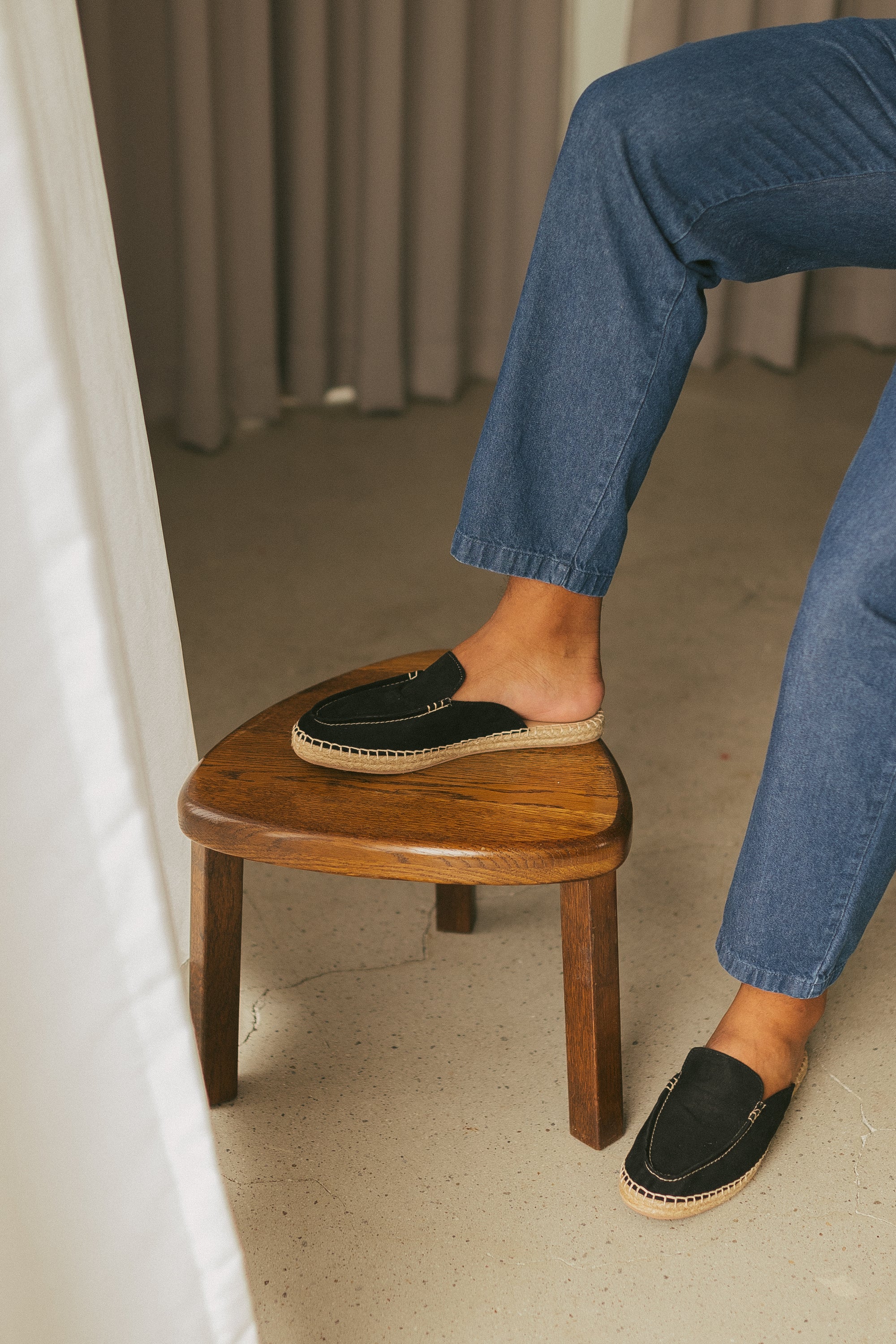 PRE ORDER: Men's Costa Mules